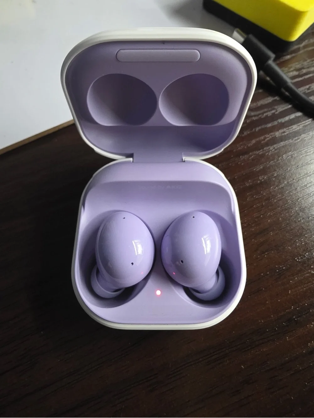 samsung buds 2 with charging case
